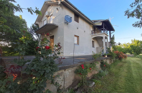 Vikendica na Fruškoj gori, 156m2