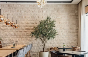 Potreban Restoran Menadzer i sef kuhinje u luksuznoj marini Crna Gora